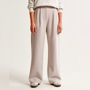 Abercrombie & Fitch Tailored Wide-Leg Pants